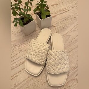 VINCE White Rumi Woven Slide Leather Sandals 7.5